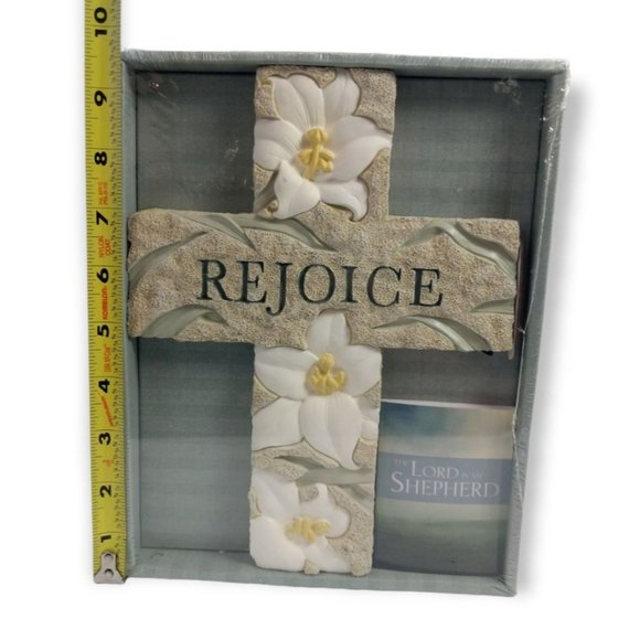 Resin Cross Rejoice and The Lord is My Shepherd Book 2006 New - Picture 3 of 3